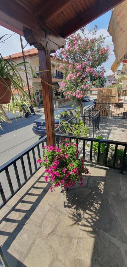 Adorable 2 Floors Two Bedroom Vacation Maisonette Неа Потидея Екстериор снимка